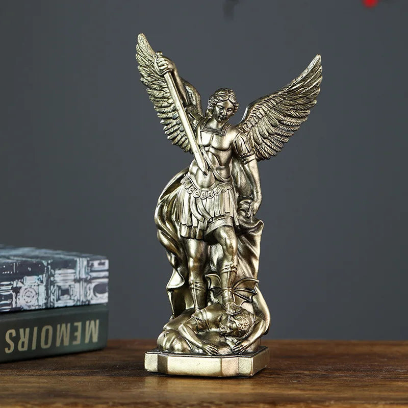 Estátua São Miguel Arcanjo – Escultura Decorativa de Proteção para Casa