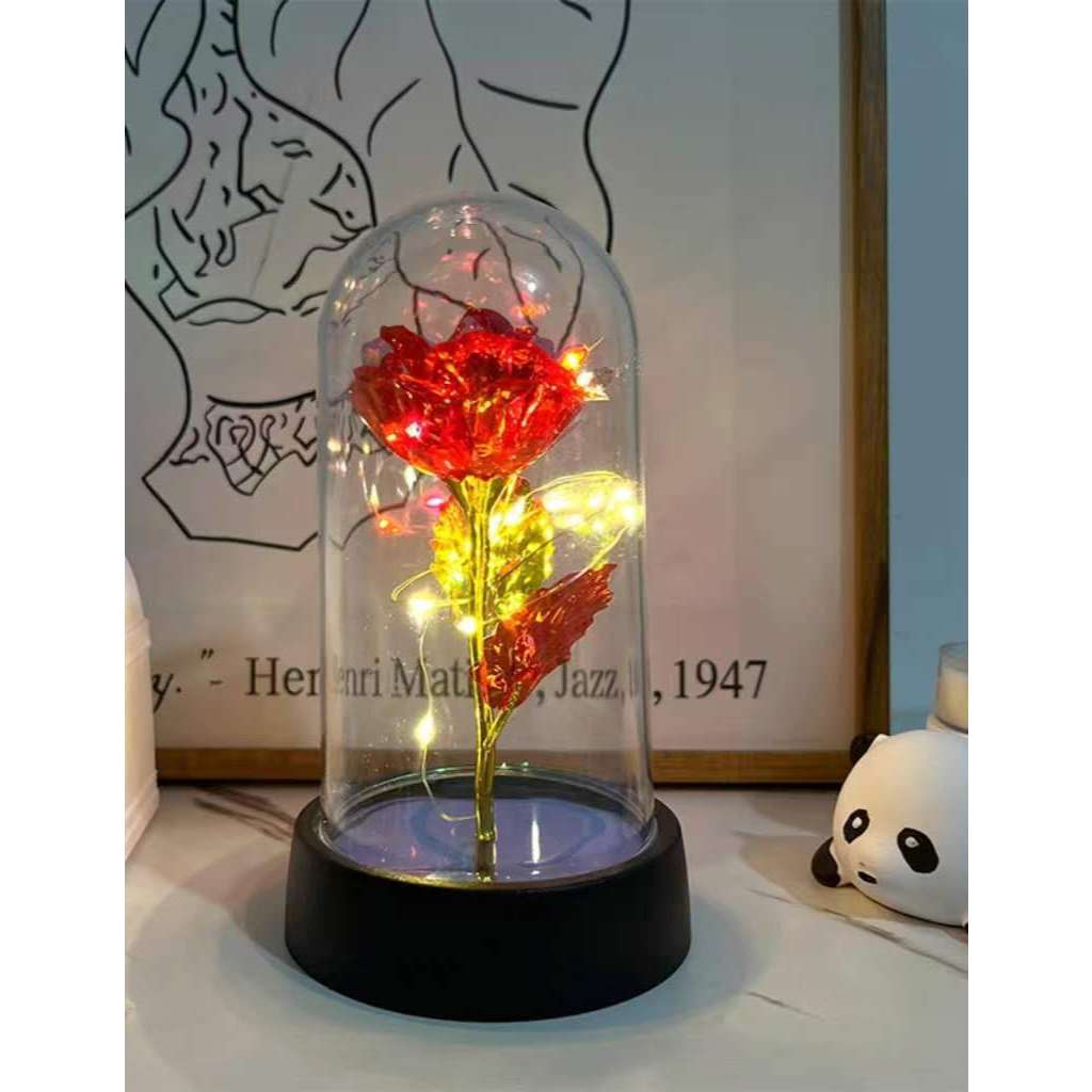 Rosa Encantada com Luz LED – Flor Eterna Decorativa em Cúpula de Acrílico