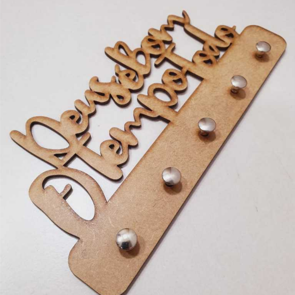 Porta Chaves de Parede Decorativo Multiuso em MDF 3mm Preto Deus é Bom o Tempo Todo Envio Imediato